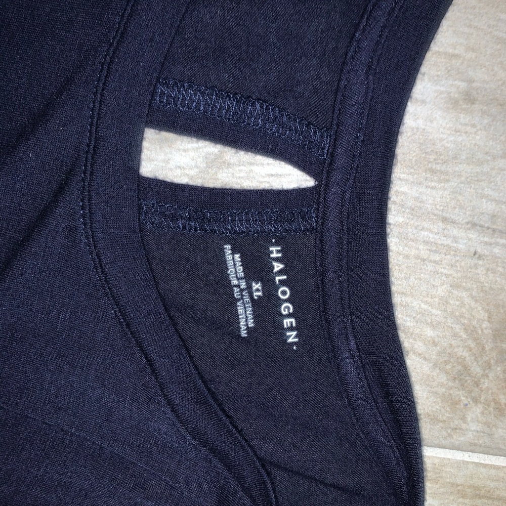 Navy Muscle Tank - Picture 2 of 3